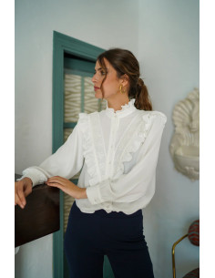 Blusa volante de pico