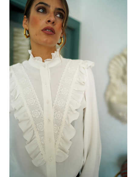 Blusa volante de pico