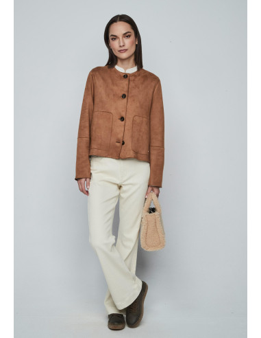 Chaqueta antelina corta camel