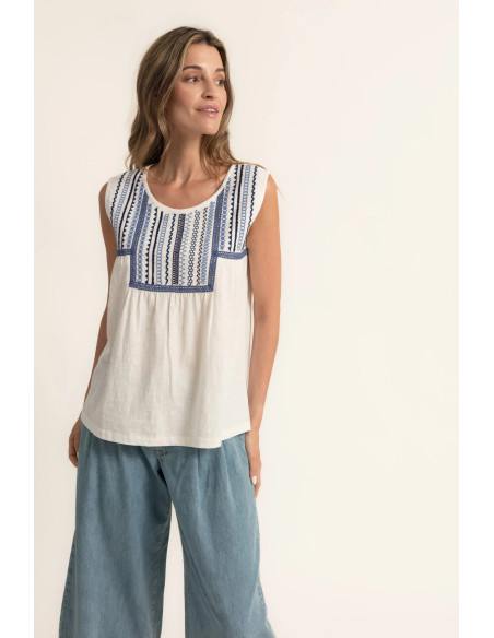 Camisa sisa bordados