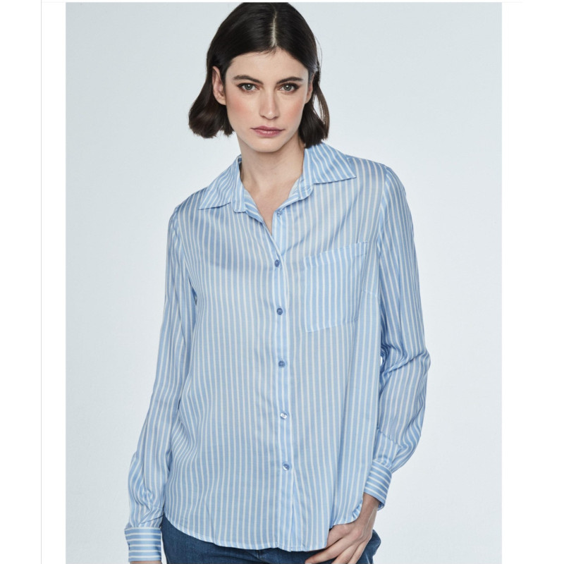 Blusa de rayas azul