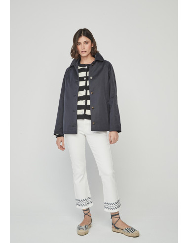 Gabardina trench corta
