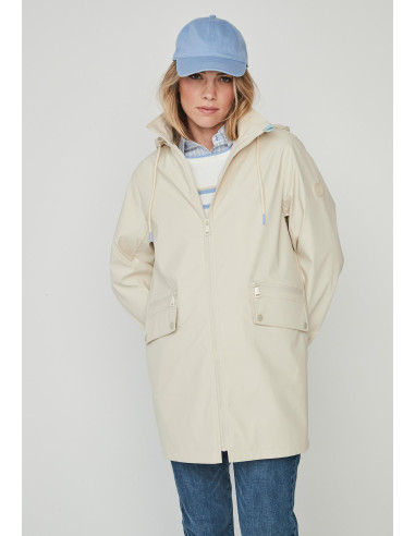 Parka engomada crudo