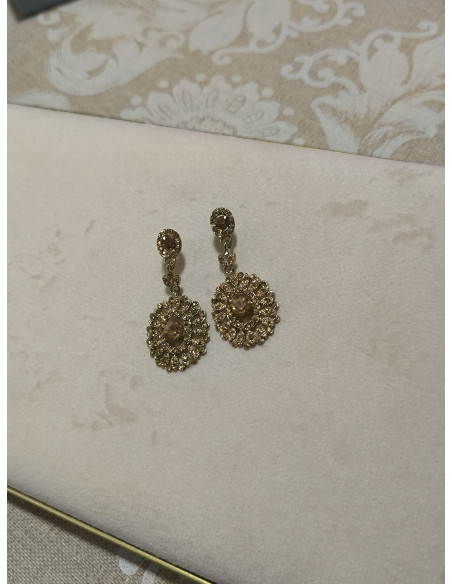 Pendientes taj
